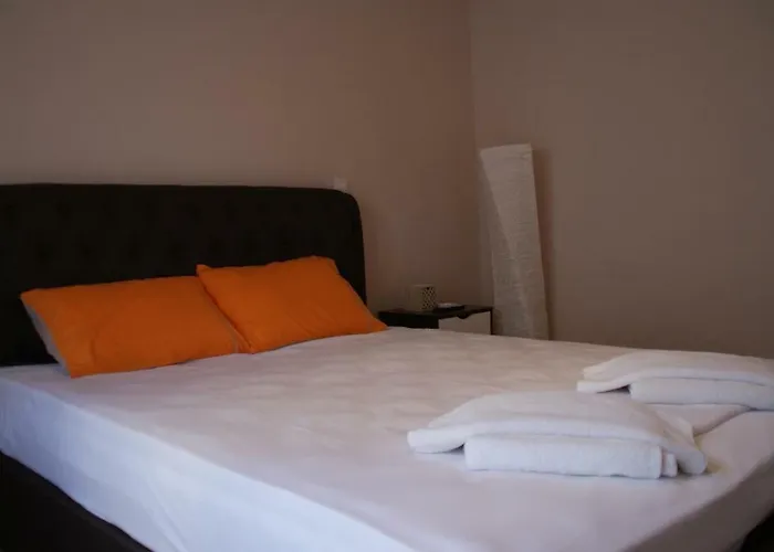 The Victoria Square Exceptional Apartments